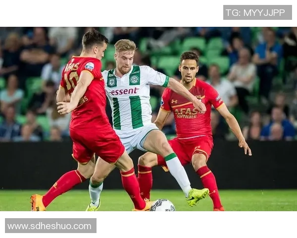 埃因霍温主场迎战巴萨期待一场精彩的欧战对决