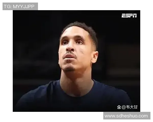 马尔科姆布罗格登的篮球之路与职业生涯的精彩瞬间回顾 马尔科姆布罗格登的篮球之路与职业生涯的精彩瞬间回顾