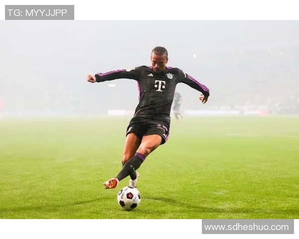 切尔西与曼联激战成和双方在英超赛场上各取一分 切尔西与曼联激战成和双方在英超赛场上各取一分