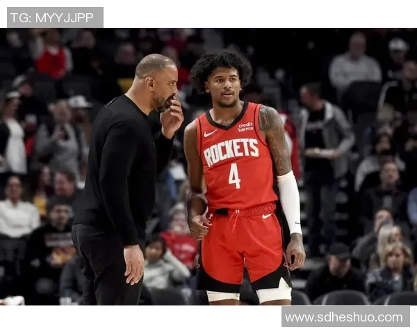 杰伦格林如何在NBA赛场上崭露头角成为新一代篮球明星