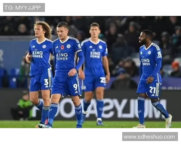 莱斯特城与斯旺西激战正酣谁能在英超赛场笑到最后